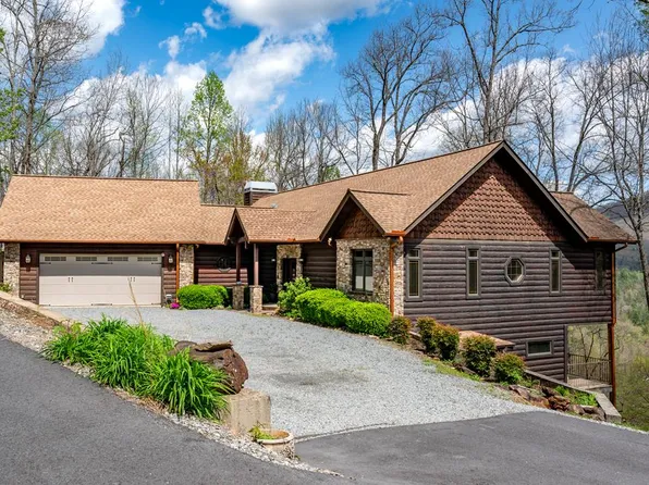 242 Grand Laurel, Brasstown, NC 28902
