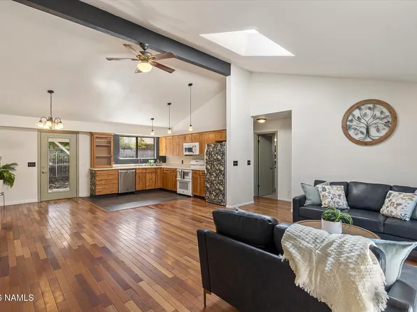 3015 W Brenda Loop, Flagstaff, AZ 86001