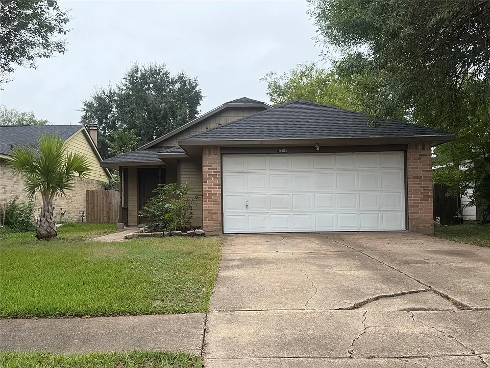 19463 Cypress Cliff Dr