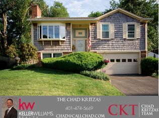 5 Regent Dr, Riverside, RI 02915