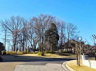 2447 Sanders Ridge Ln, Germantown, TN 38138