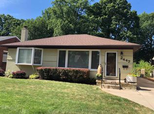 2447 Derby Rd, Birmingham, MI 48009