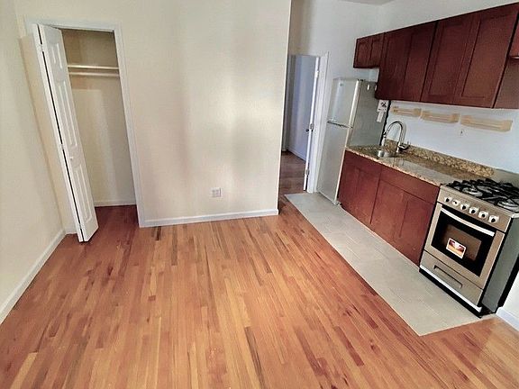 2nd image of 162 E 88th St #18