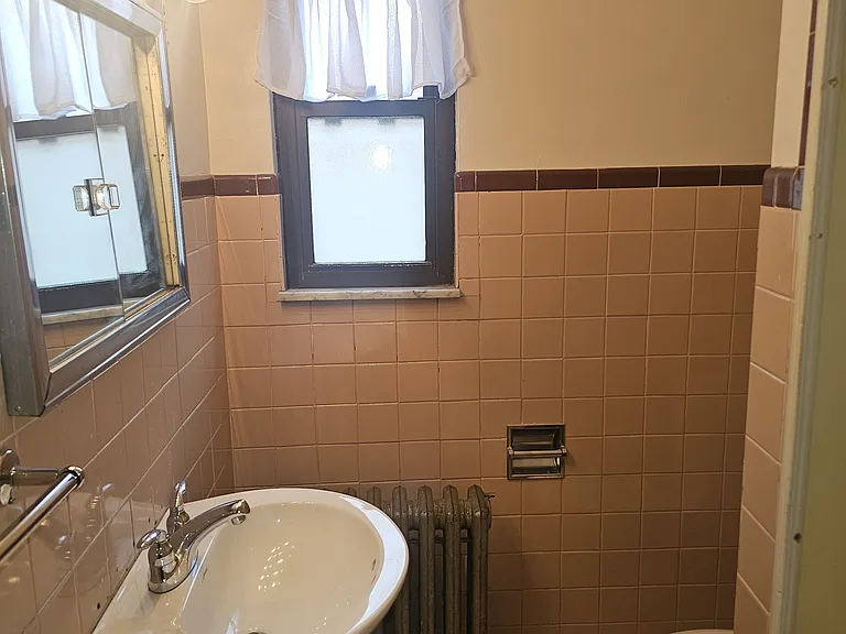 1201 Illinois Ave #2 — Photo 12