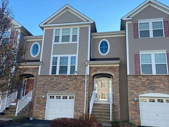 2nd image of 109 Dunlin Ln #36