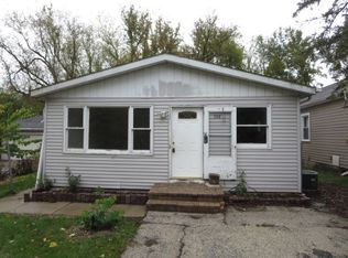 508 W Highland Ter, Round Lake Beach, IL