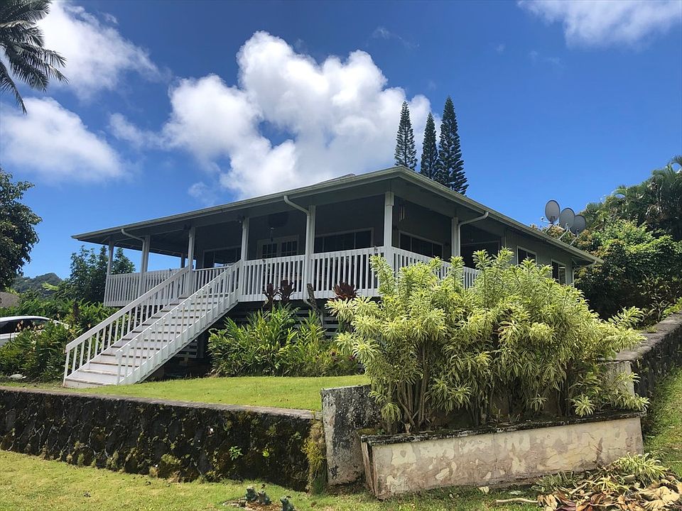 2nd image of 398 Molo St