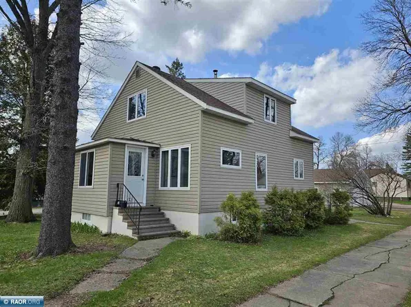 1301 11th St S, Virginia, MN 55792