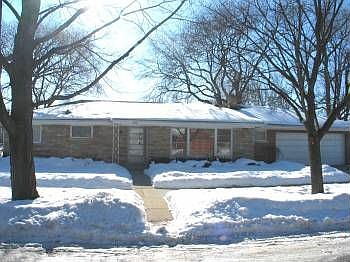 1st image of 4001 Emerson St