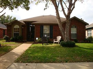 2533 Park Valley Dr, Mesquite, TX 75181