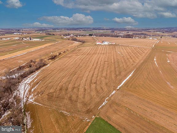 4th image of 397 Jackson Rd