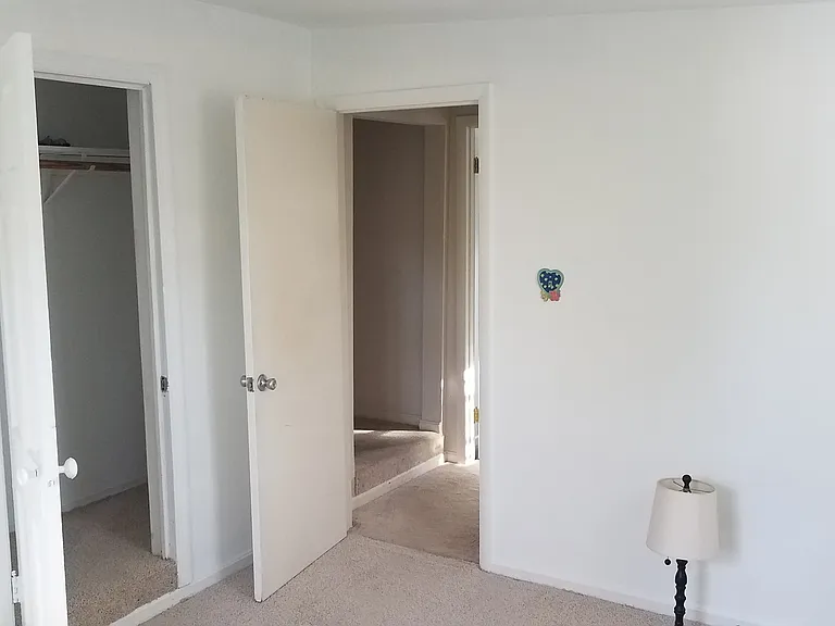 9311 Caroline Ave — Photo 6