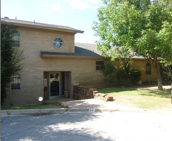 1st image of 22 Canyon Creek Dr