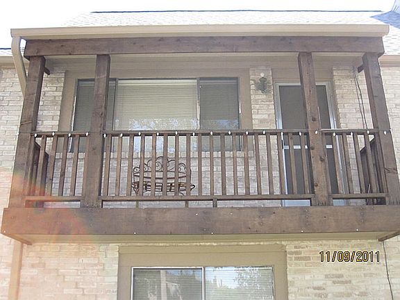 BALCONY IN 2ND. MASTER BEDROOMS UPSTAIRS