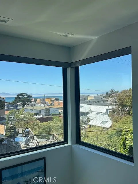 3 bed, 1976 sqft, $6,000 — Photo 4