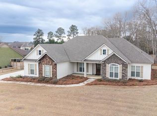6 Beaver Bottom Ct, Tifton, GA 31793