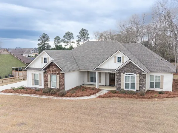 6 Beaver Bottom Ct, Tifton, GA 31793