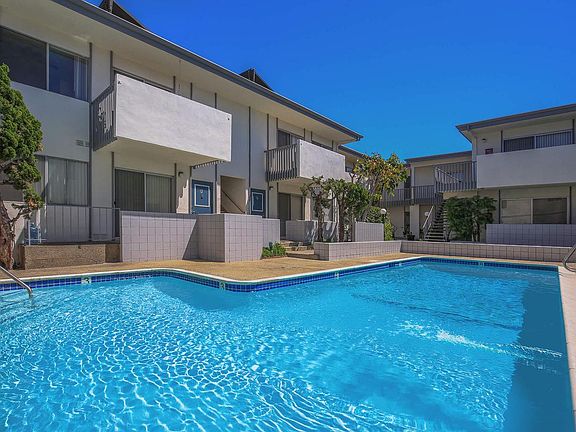 2nd image of 22620 Ocean Ave APT 11
