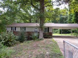 8930 Meadow Dr, Lithia Springs, GA 30122