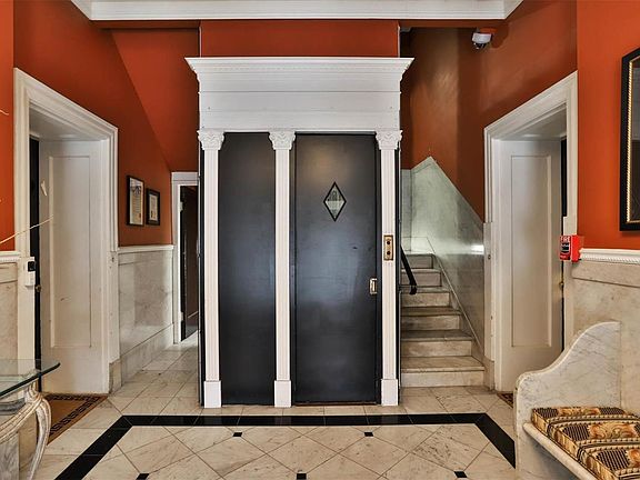 3rd image of 14 N Kingshighway Blvd #1BS