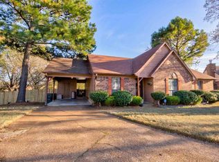 6005 Cherry Creek Ln, Memphis, TN 38141