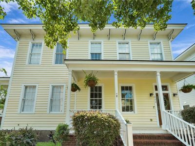 221 E 32nd Street, Savannah, GA, 31401