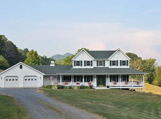 1517 Biggins Dr, Chilhowie, VA 24319