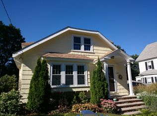 228 Temple St, West Roxbury, MA 02132