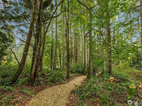 0 NE Lofgren (Lot A) Road, Bainbridge Island, WA 98110