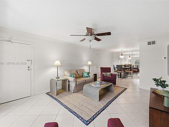 5th image of 6273 Bay Club Dr APT 2