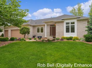 4524 Hidden Ridge Dr, Hudsonville, MI 49426