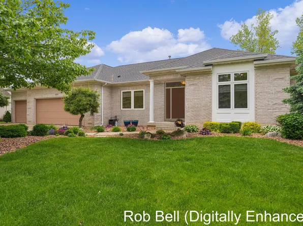 4524 Hidden Ridge Dr, Hudsonville, MI 49426