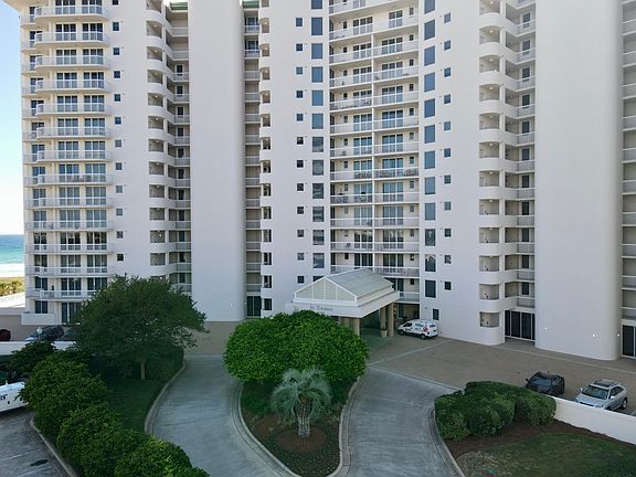3rd image of 15400 Emerald Coast Pkwy Unit 403