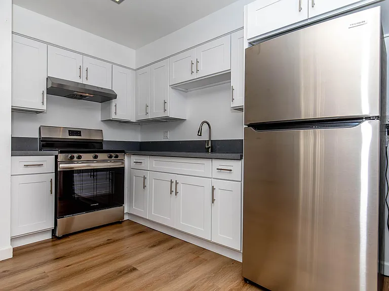 Bella Vista Senior Apartments — Photo 43