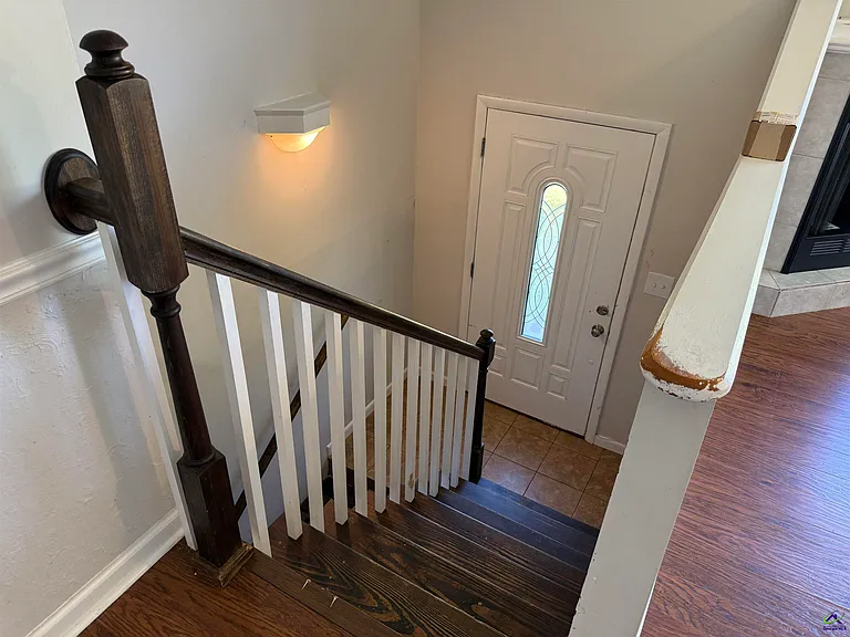 1115 Kingston Rd — Photo 5