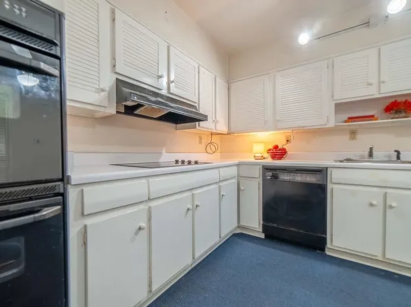 4400 Poplar Ave APT 37, Memphis, TN 38117