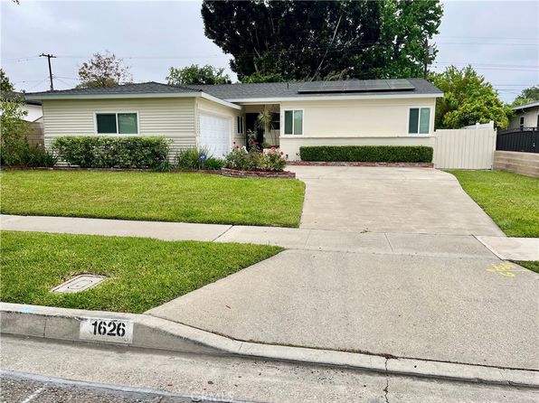 1626 Grove Pl, Fullerton, CA 92831