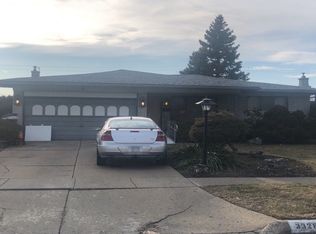 33265 Sebastian Lane Dr, Sterling Heights, MI 48312