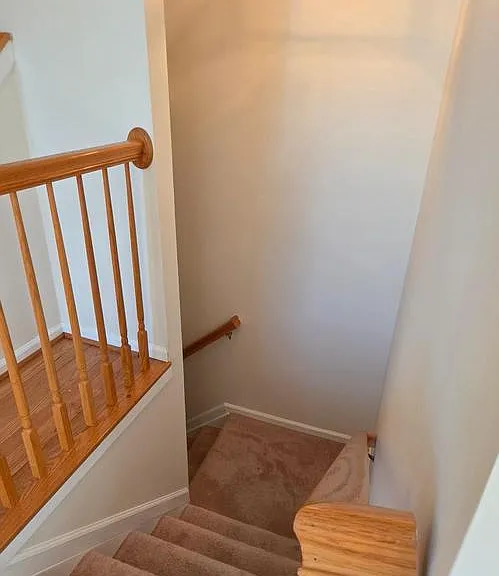12723 Sullivan Ct — Photo 17