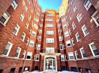 The Wayland Apartments, Milwaukee, WI 53202