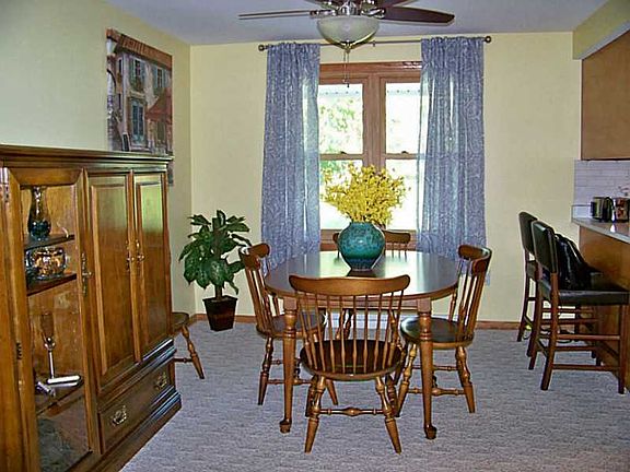 4th image of 607 Hardscrabble Blvd
