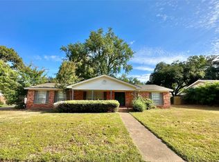 903 Bradley Dr, Athens, TX 75751