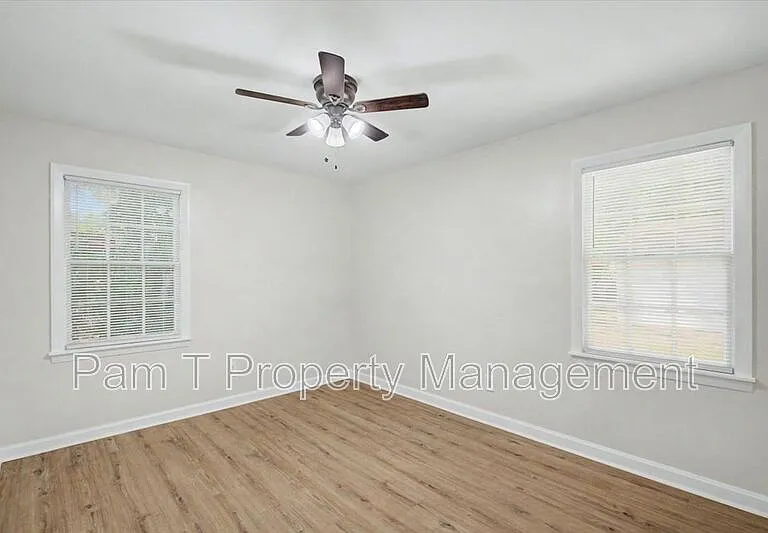 102 Juniper Cir — Photo 13
