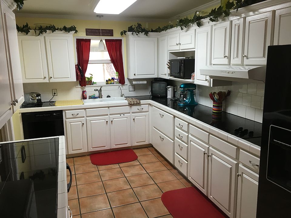 1st image of 3217 Oak Forest Ct