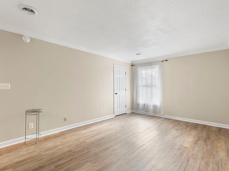 113 Arcadia Ln #B — Photo 14