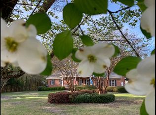 136 Country Rd, Lexington, SC 29073