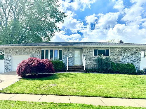 24 Sheldon Pl Photo 1