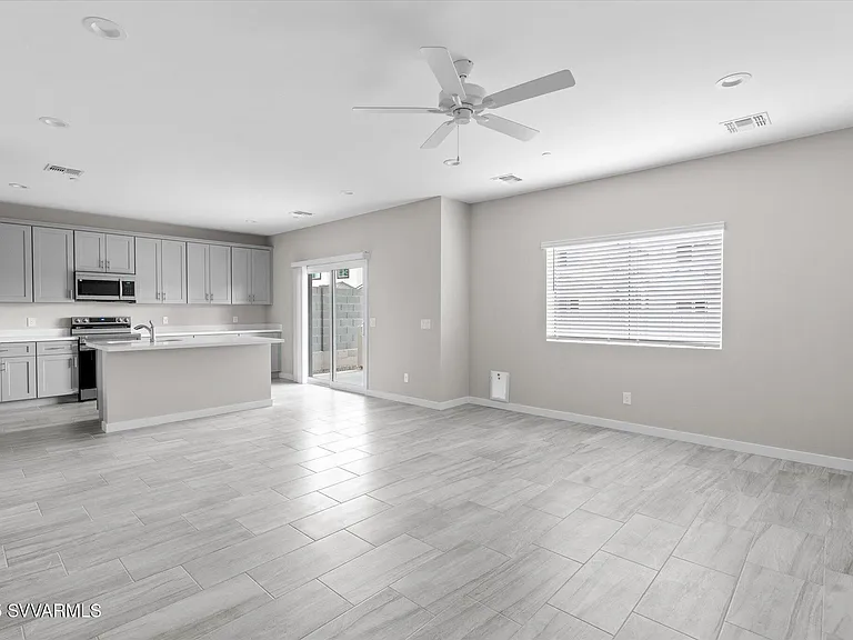 720 E Mingus Ave #15 — Photo 10
