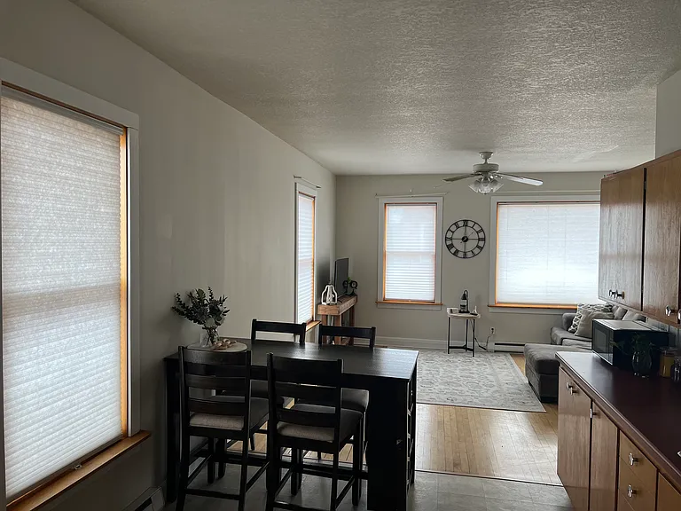 10555 Main St #2 — Photo 3