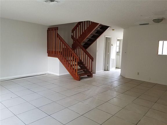 4th image of 11433 Royal Palm Blvd
